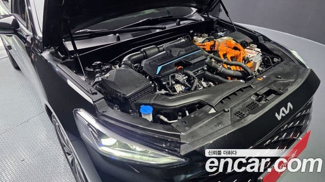 Kia K8 гибрид Signature, 2023 6