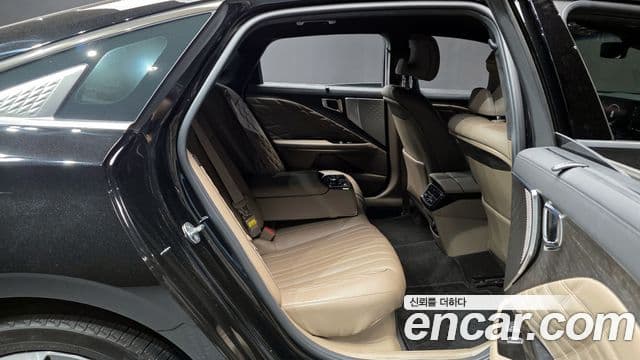 Kia K8 гибрид Signature, 2023 12