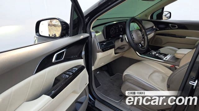 Kia Carnival 4세대 Signature, 2022 11