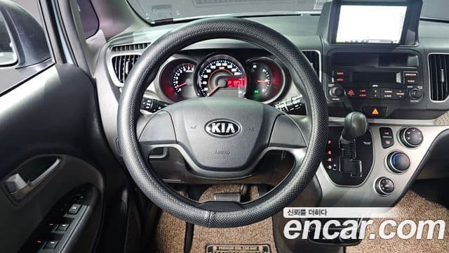 Kia Ray Deluxe, 2013 13