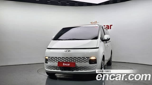 Hyundai Staria Modern, 2022 3