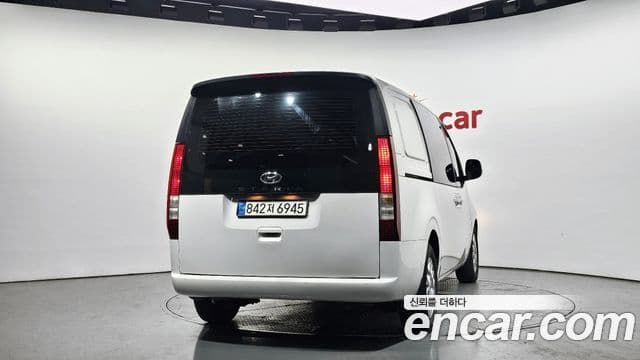 Hyundai Staria Modern, 2022 4