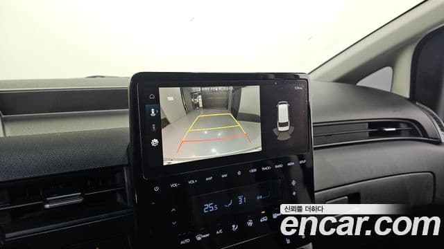 Hyundai Staria Modern, 2022 18