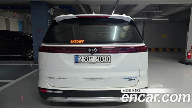 Kia Carnival 4세대 Signature, 2021 4