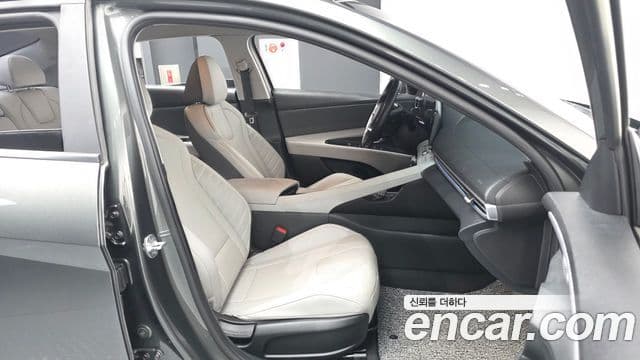 Hyundai Avante (CN7) Inspiration, 2021 11