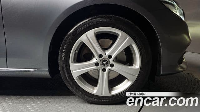 Mercedes-Benz E-класс W213 Avantgarde, 2018 все фото