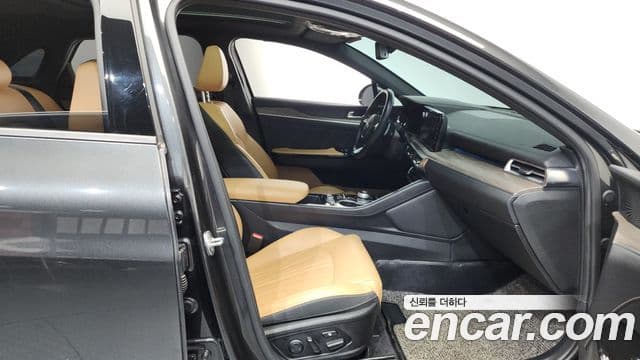 Kia K5 3세대 Signature, 2020 11