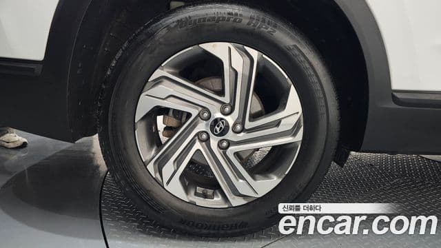 Hyundai The / новый New Santa Fe Exclusive, 2023 все фото