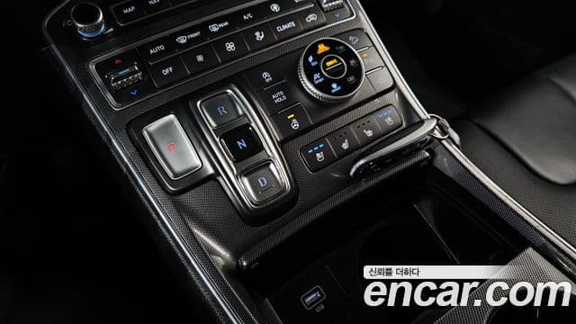 Hyundai The / новый New Santa Fe Exclusive, 2023 9