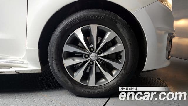 Kia All New Carnival Luxury, 2016 все фото