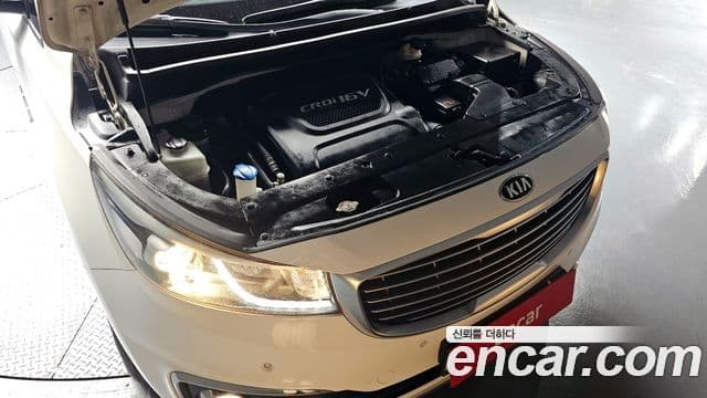 Kia All New Carnival Luxury, 2016 6
