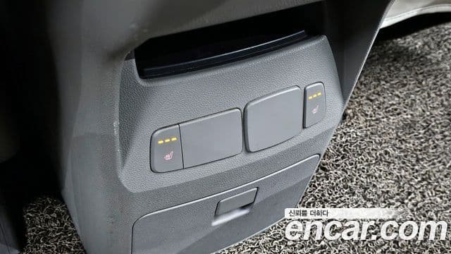 Kia All New Carnival Luxury, 2016 19