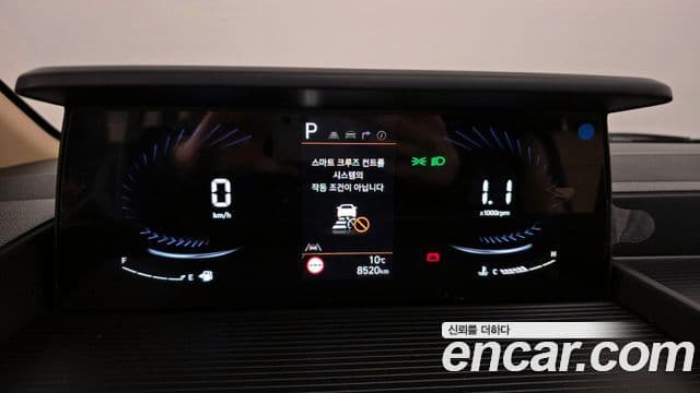 Hyundai Staria Modern, 2025 8