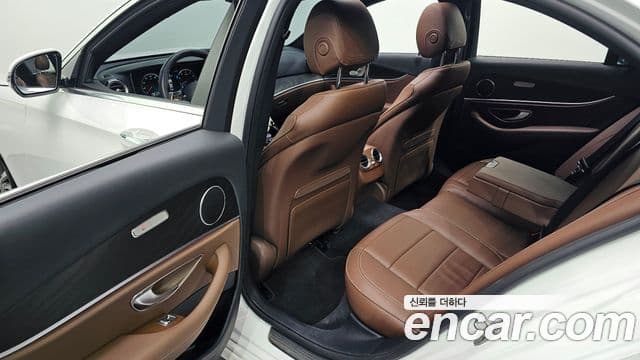 Mercedes-Benz E-класс W213 Avantgarde, 2023 11