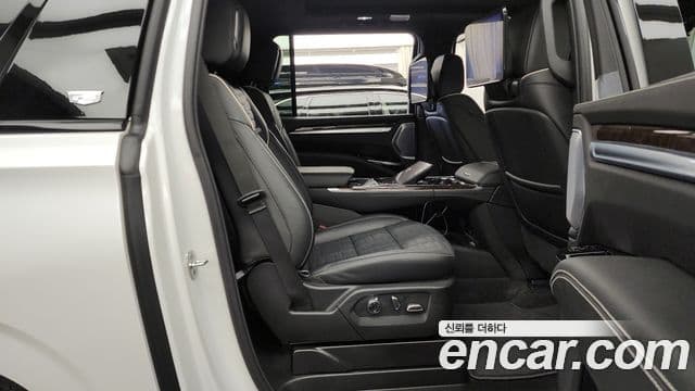 Cadillac Escalade 5세대 ESV Sport Platinum, 2025 12
