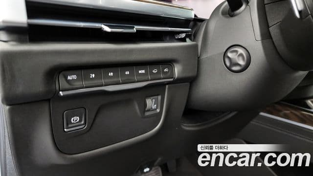 Cadillac Escalade 5세대 ESV Sport Platinum, 2025 16