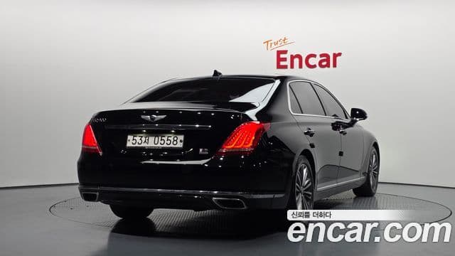 Genesis EQ900 Luxury, 2016 2