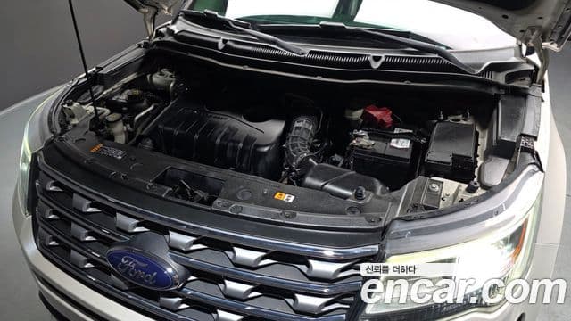 Ford Explorer 5세대, 2017 6