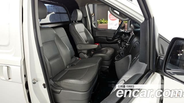 Hyundai Grand Starex Smart, 2017 10