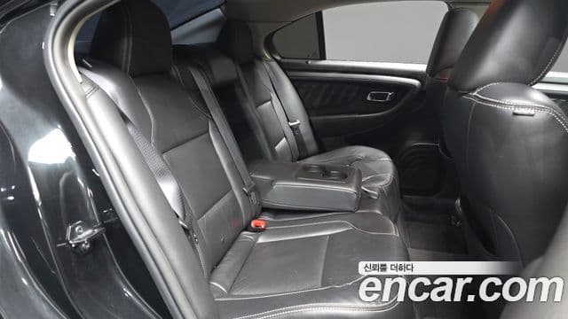 Ford New 토러스 6세대, 2011 12