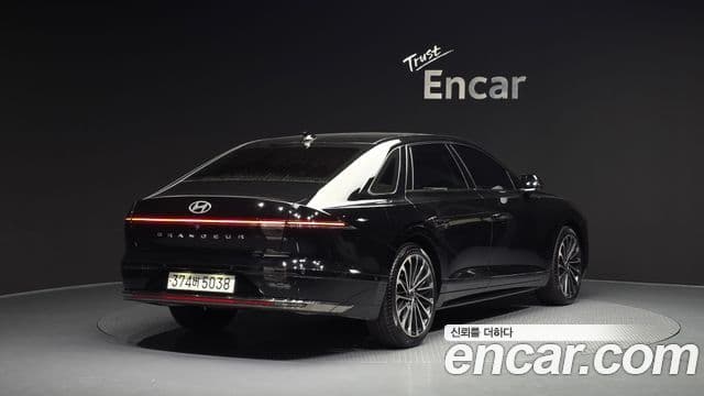 Hyundai Grandeur гибрид (GN7) Calligraphy, 2024 2
