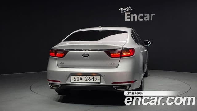 Kia All New K7 Noblesse, 2016 4