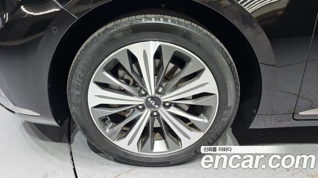 Kia K8 Signature, 2023 все фото