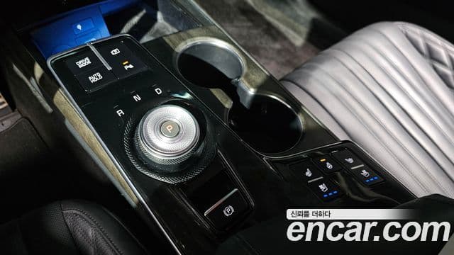 Kia K8 Signature, 2023 9