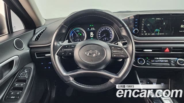 Hyundai Sonata гибрид (DN8) Modern, 2022 13