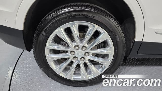 Cadillac XT5 3.6 Platinum AWD, 2019 все фото