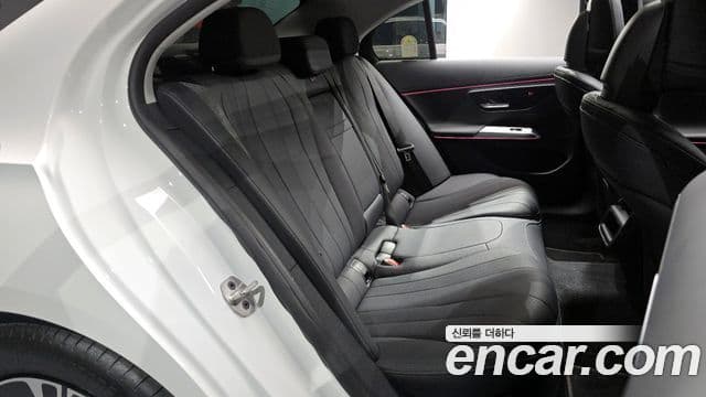 Mercedes-Benz E-класс W214 Avantgarde, 2025 12