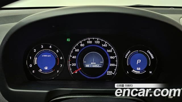 Hyundai Avante гибрид Advance Pack, 2010 8