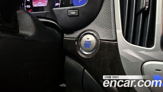 Hyundai Avante гибрид Advance Pack, 2010 18