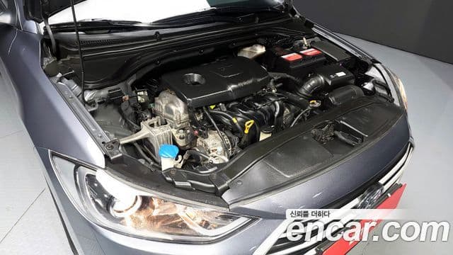 Hyundai Avante AD 1.6 GDI Smart, 2018 6