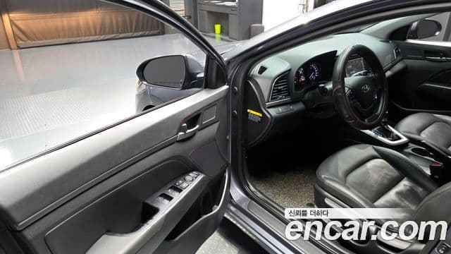 Hyundai Avante AD 1.6 GDI Smart, 2018 11