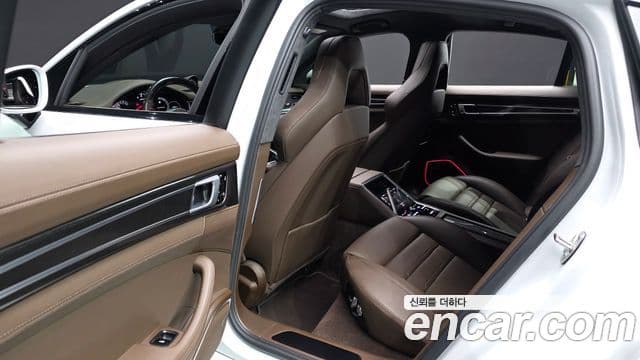 Porsche Panamera (971) 4.0 GTS, 2020 12