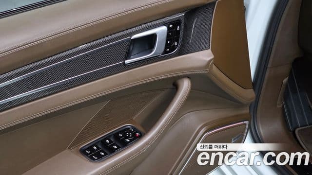 Porsche Panamera (971) 4.0 GTS, 2020 17