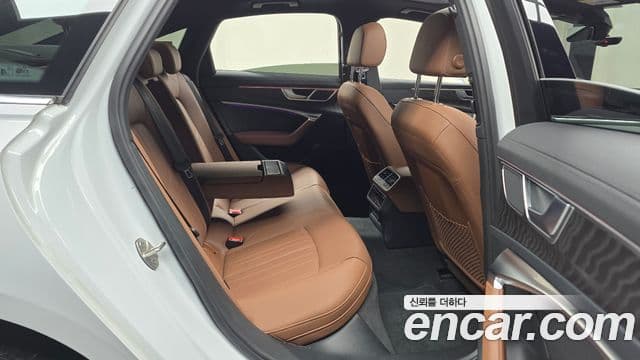 Audi A6 (C8) Premium, 2023 12