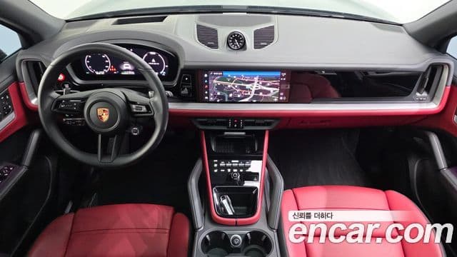 Porsche Cayenne (PO536) 3.0 E-гибрид, 2024 7