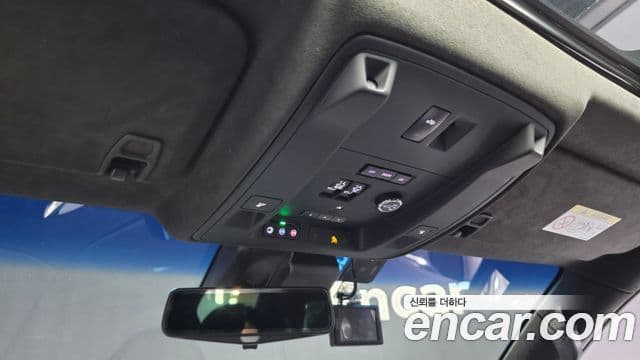 Cadillac Escalade 4세대, 2018 17