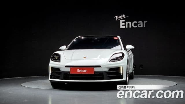 Porsche Panamera (976), 2024 3