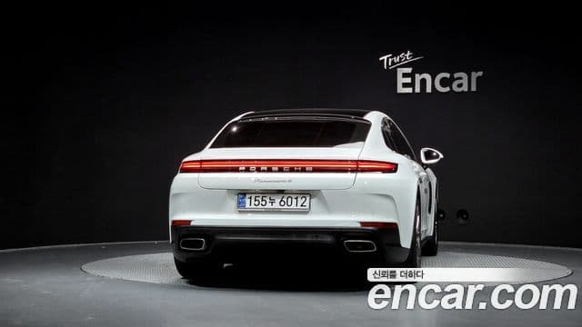 Porsche Panamera (976), 2024 4