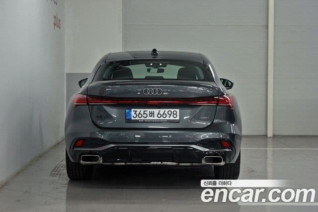 Audi A5 (B10) 40 TFSI Quattro S Line, 2025 4