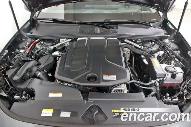 Audi A5 (B10) 40 TFSI Quattro S Line, 2025 6