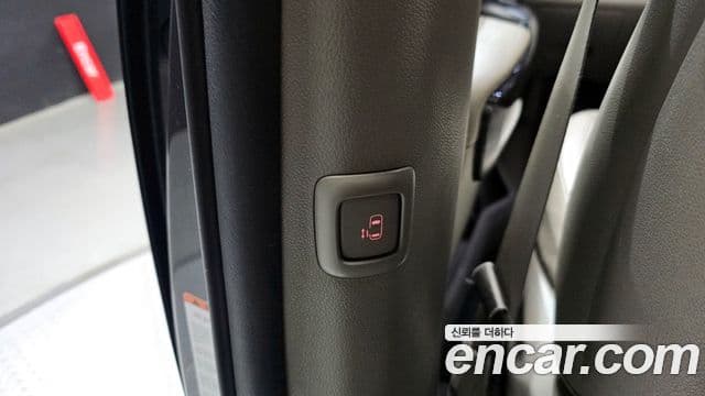 Kia All New Carnival VIP, 2016 17