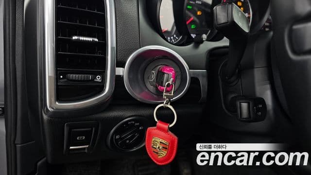 Porsche New Cayenne 958, 2012 16