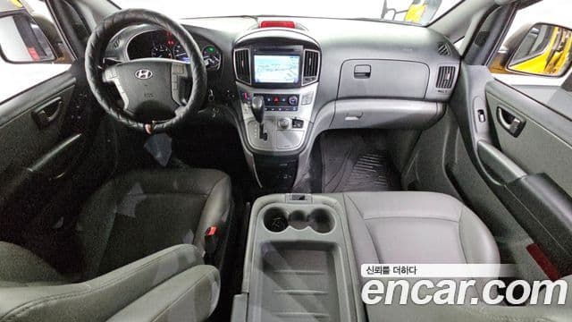 Hyundai Grand Starex 4WD детский перевозочный автомобиль, 2016 7