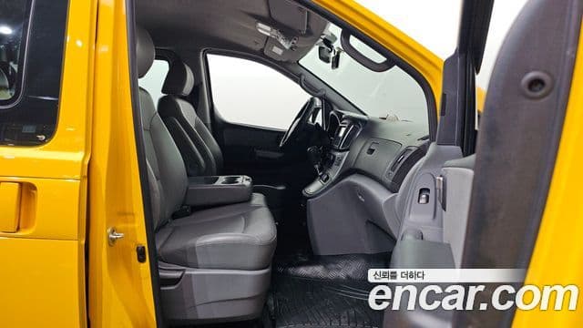 Hyundai Grand Starex 4WD детский перевозочный автомобиль, 2016 11