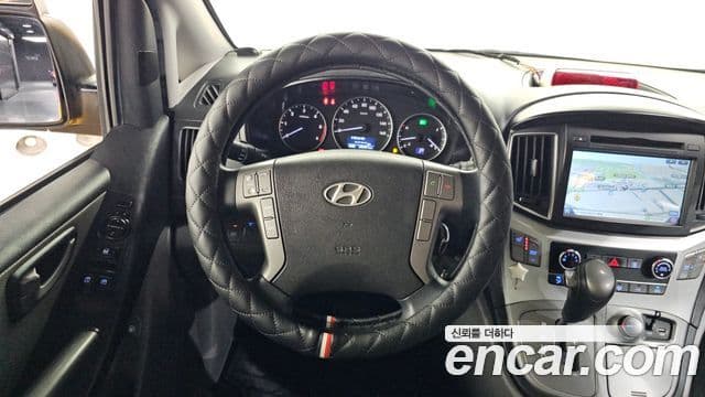 Hyundai Grand Starex 4WD детский перевозочный автомобиль, 2016 13