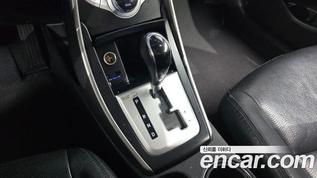 Hyundai Avante MD Luxury, 2012 9